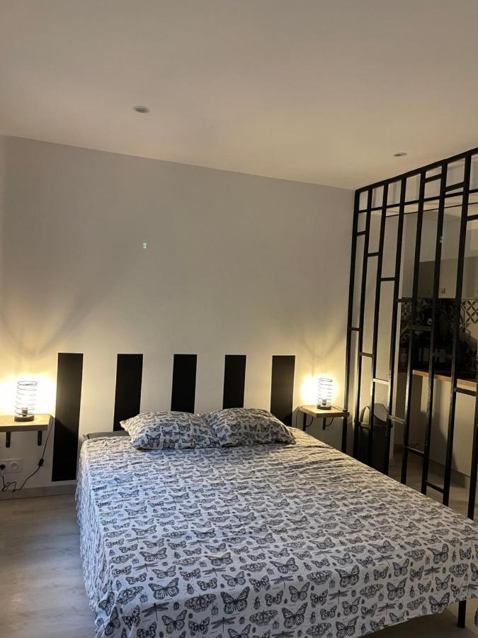 Appart Otel 2 Espalion Eksteriør billede