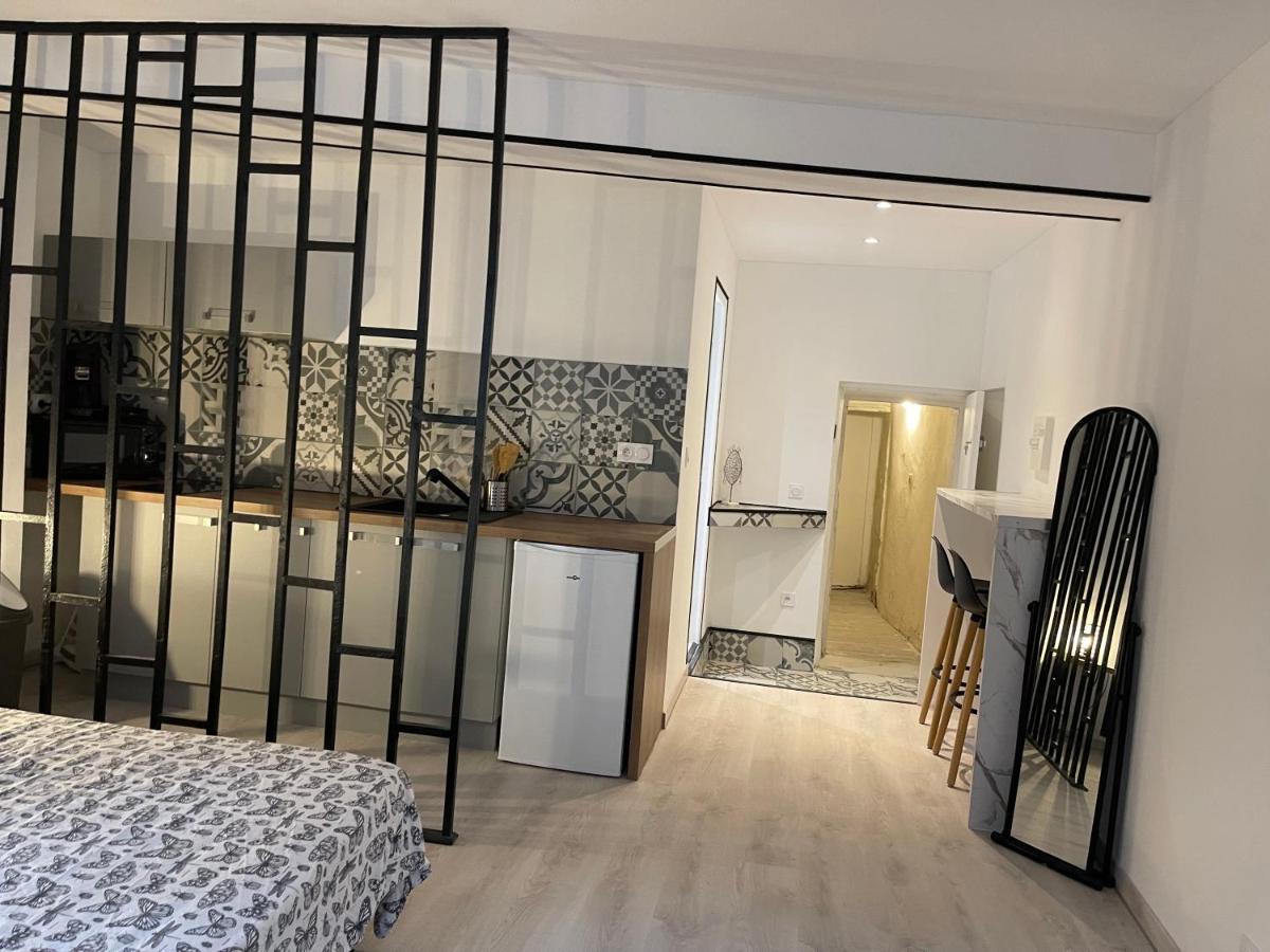 Appart Otel 2 Espalion Eksteriør billede