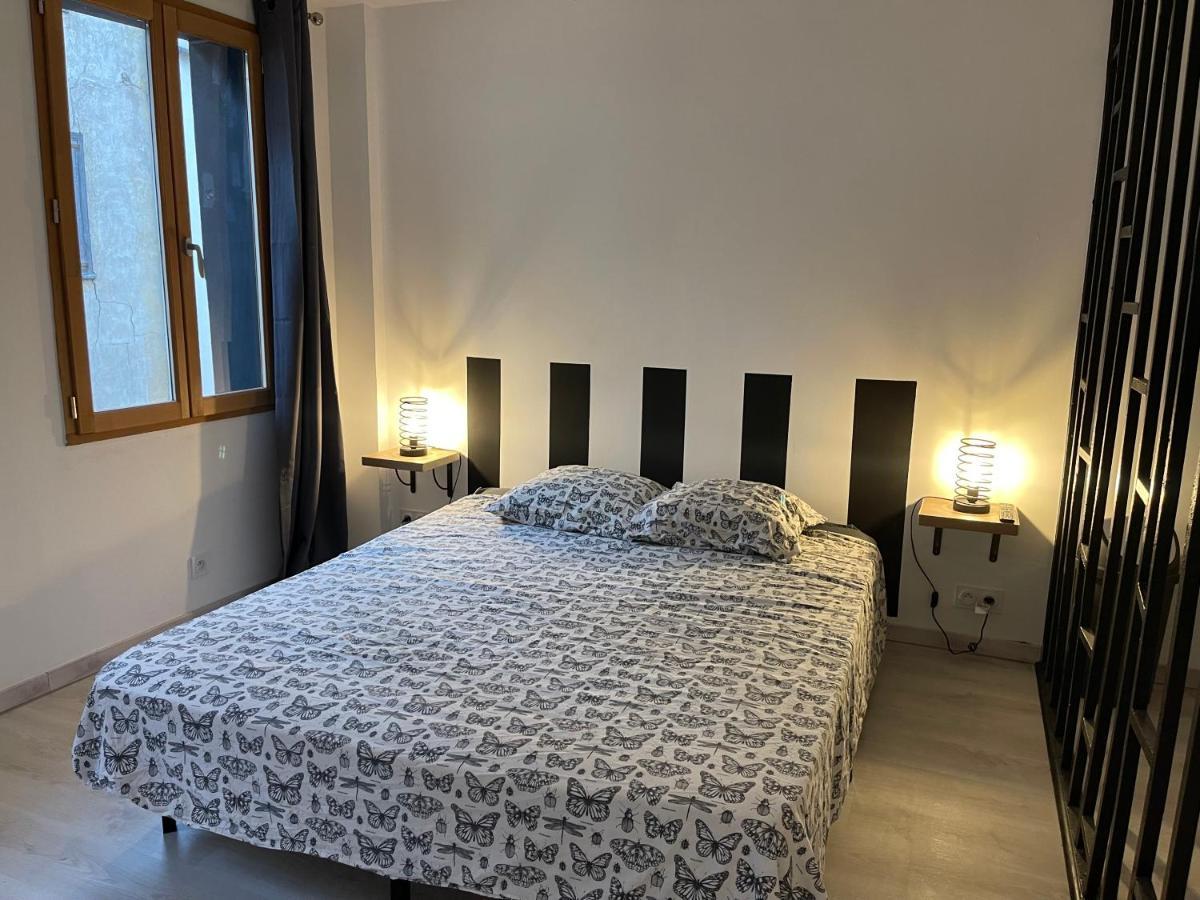 Appart Otel 2 Espalion Eksteriør billede